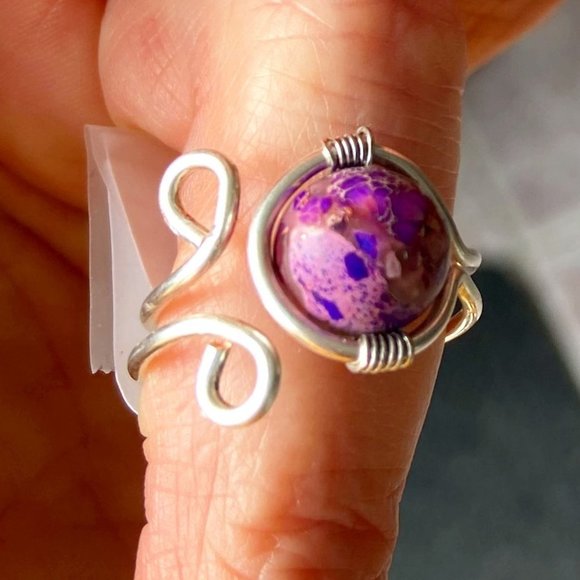 Stunning Purple Imperial Jasper (Gemstone) Wire Wrapped Ring Size 7 - Picture 2 of 11